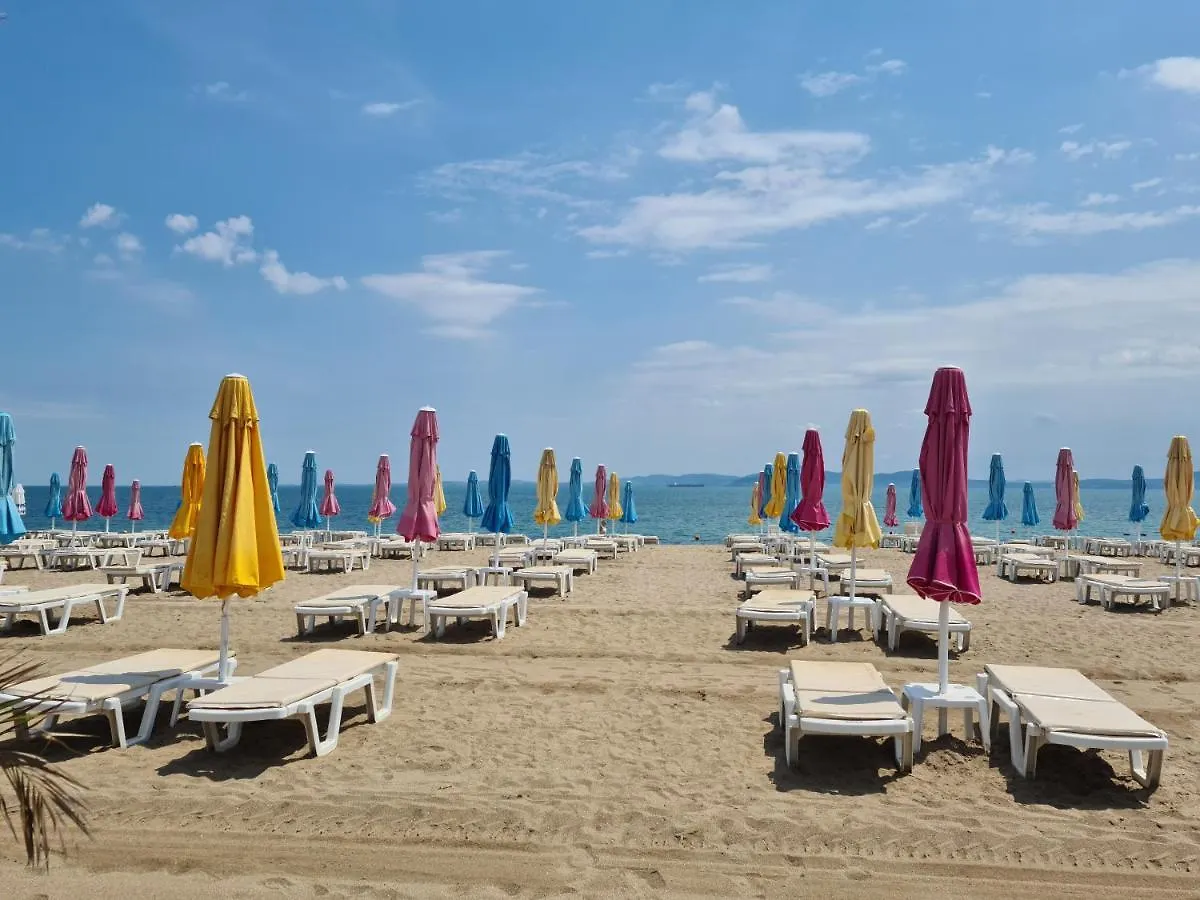 Rose Studio Apartment Burgas Bulgaria